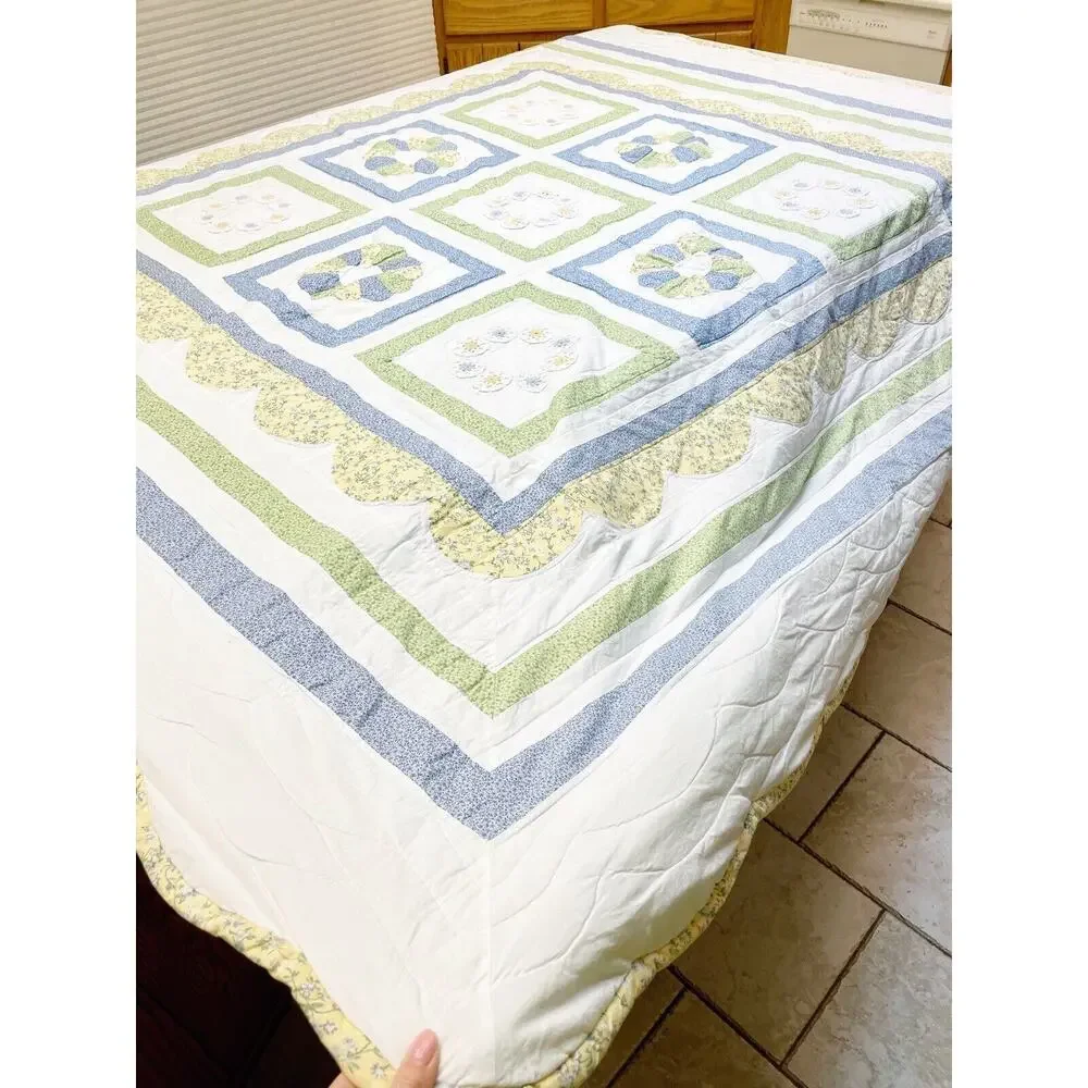Handmade Full Size Blue Yellow Green Floral Quilt Scallop Doily Reversible